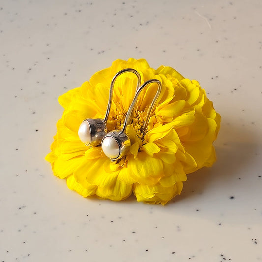 Round Pearl Earrings