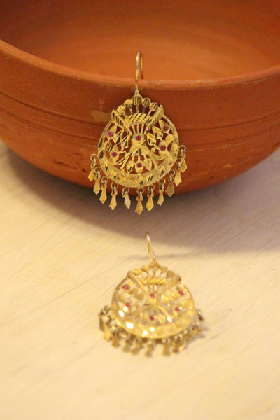 Jhumka Jewellery by Gulaal Jewels – elegant, lightweight, crafted for every occasion.