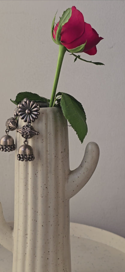 Kyaari - Oxidised Jhumka