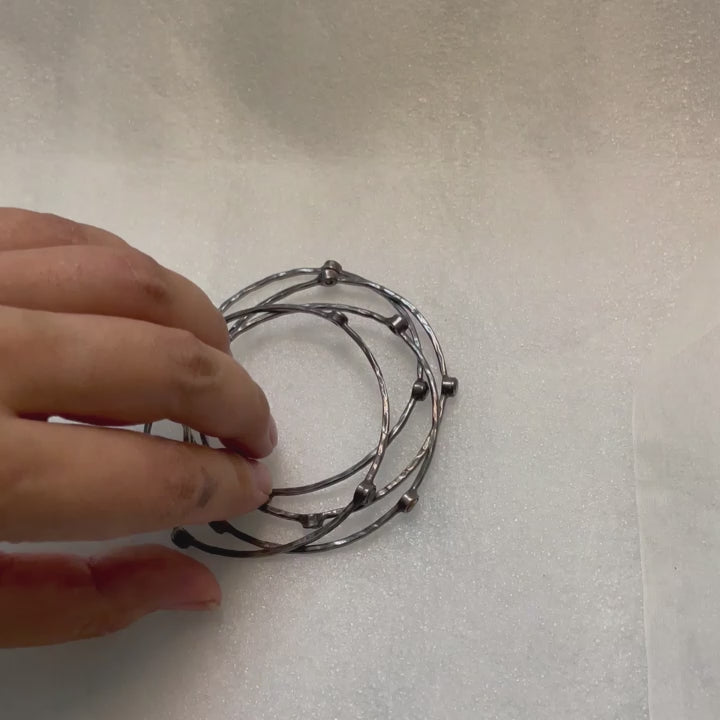 Kumud - Oxidised Bangle