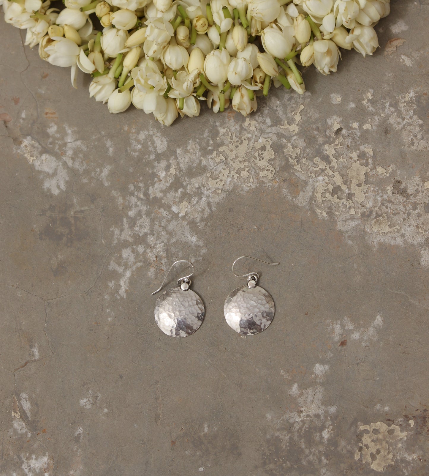 Kiyat - Shiny Silver Earrings