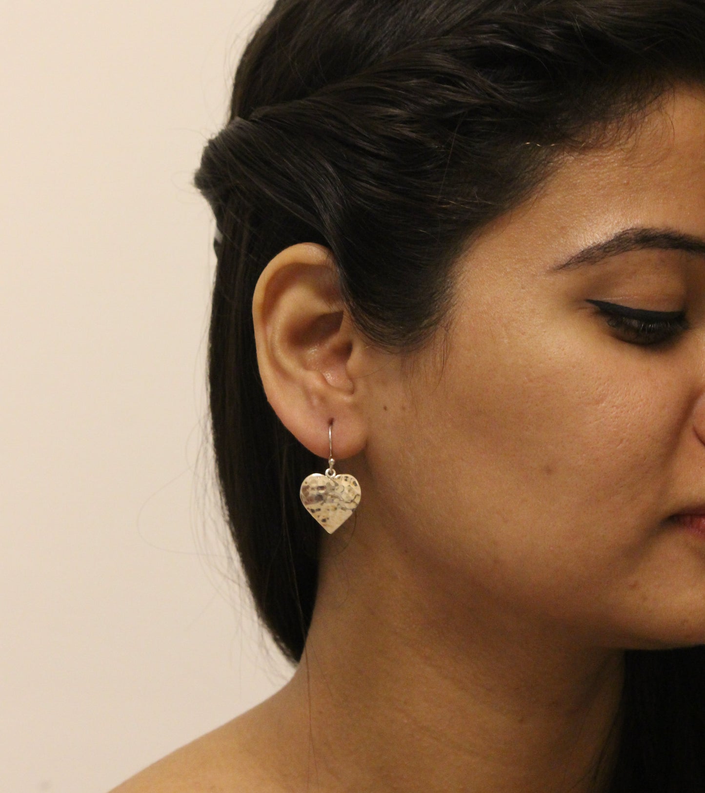Priti - Shiny Silver Earrings