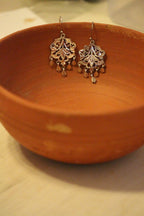 Sarah - Shiny Silver Earrings