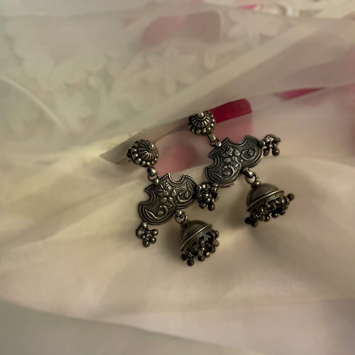 Noorani - Oxidised Jhumka