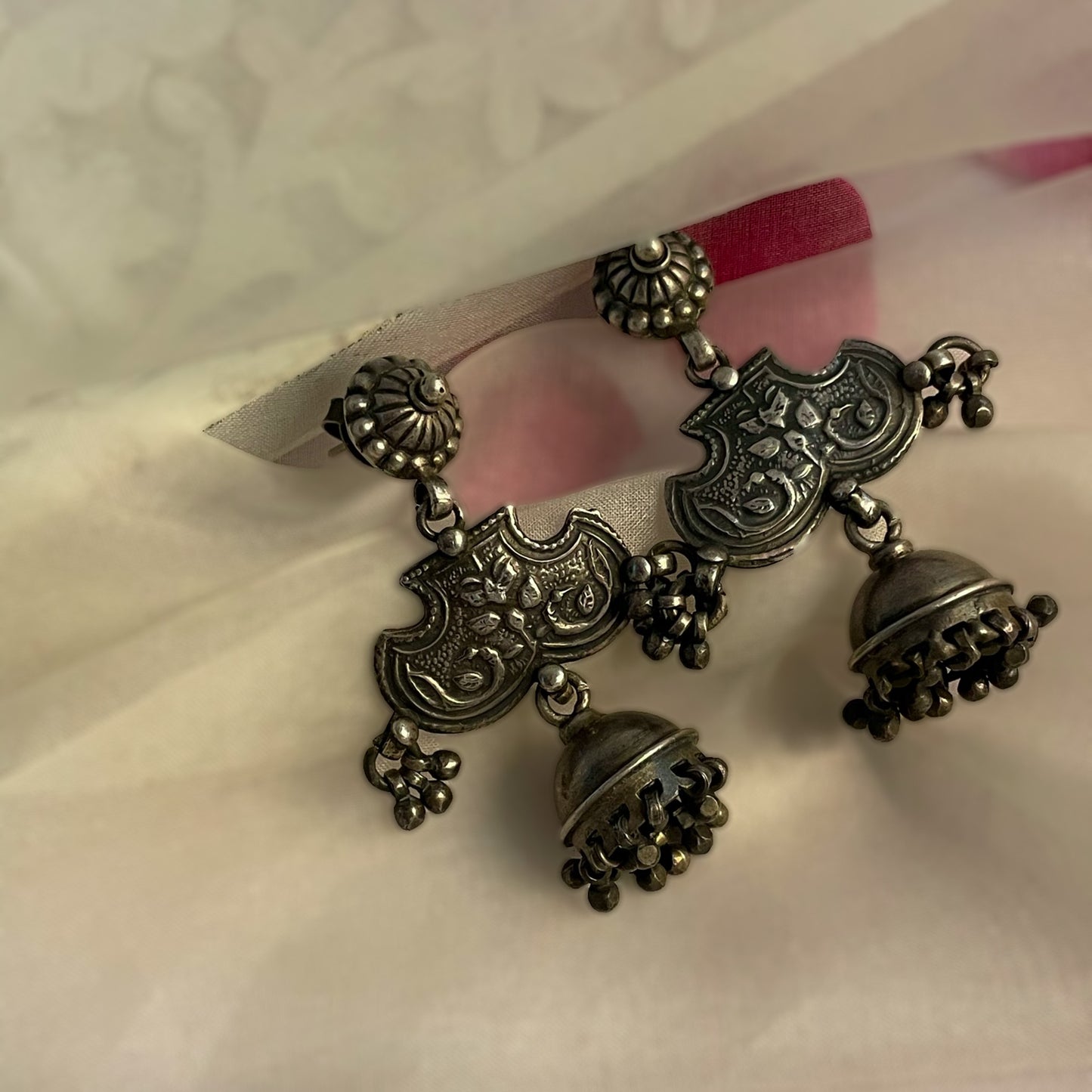 Noorani - Oxidised Jhumka