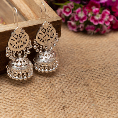Earrings Jewellery by Gulaal Jewels – elegant, lightweight, crafted for every occasion.